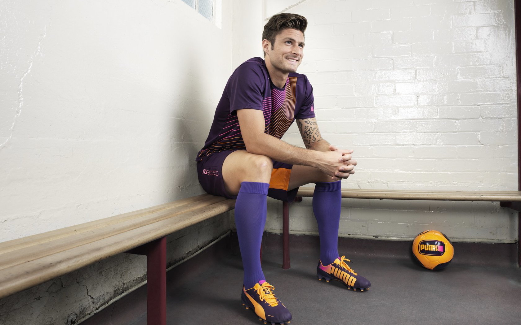 Kaiyun(中国)开云-是否应设立门将位置单独最佳新人奖，门将条件